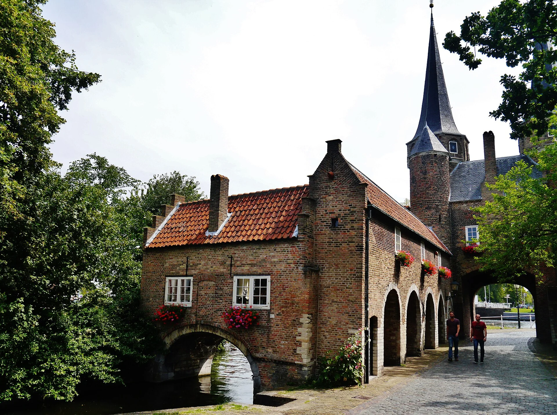 Brick gatehouse and archway of the Oostpoort seen from the town side