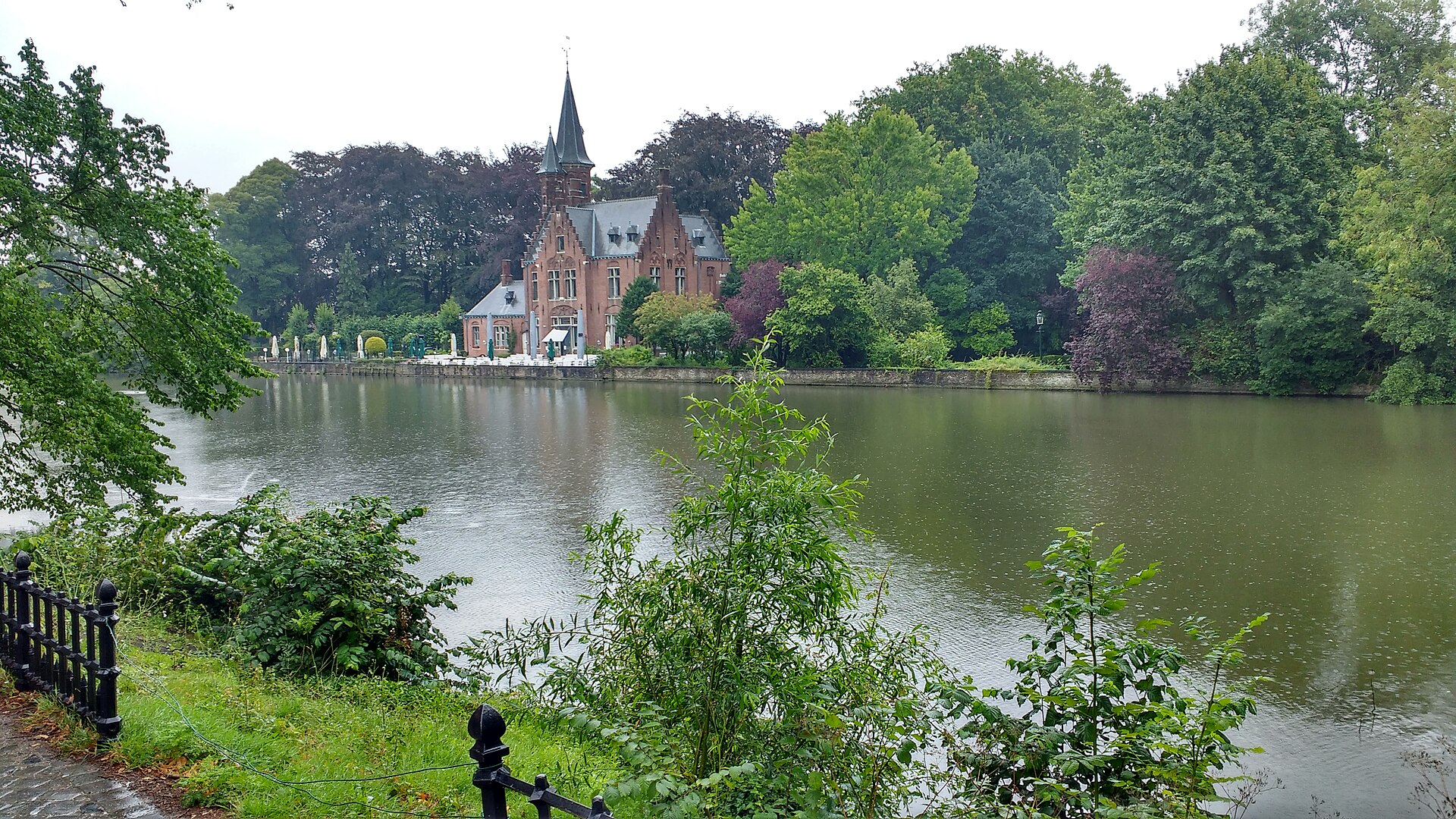Exterior of the Groeningemuseum in Bruges