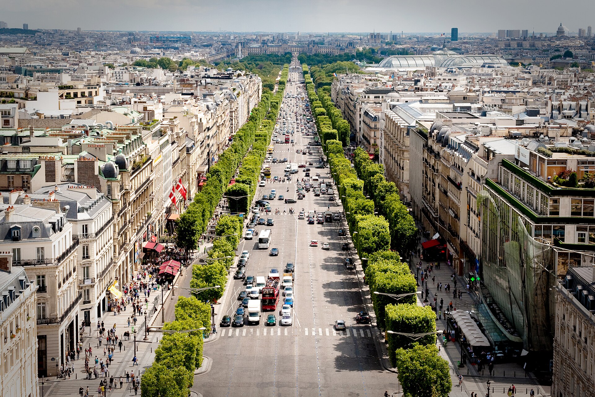 Champs-Élysées avenue in Paris