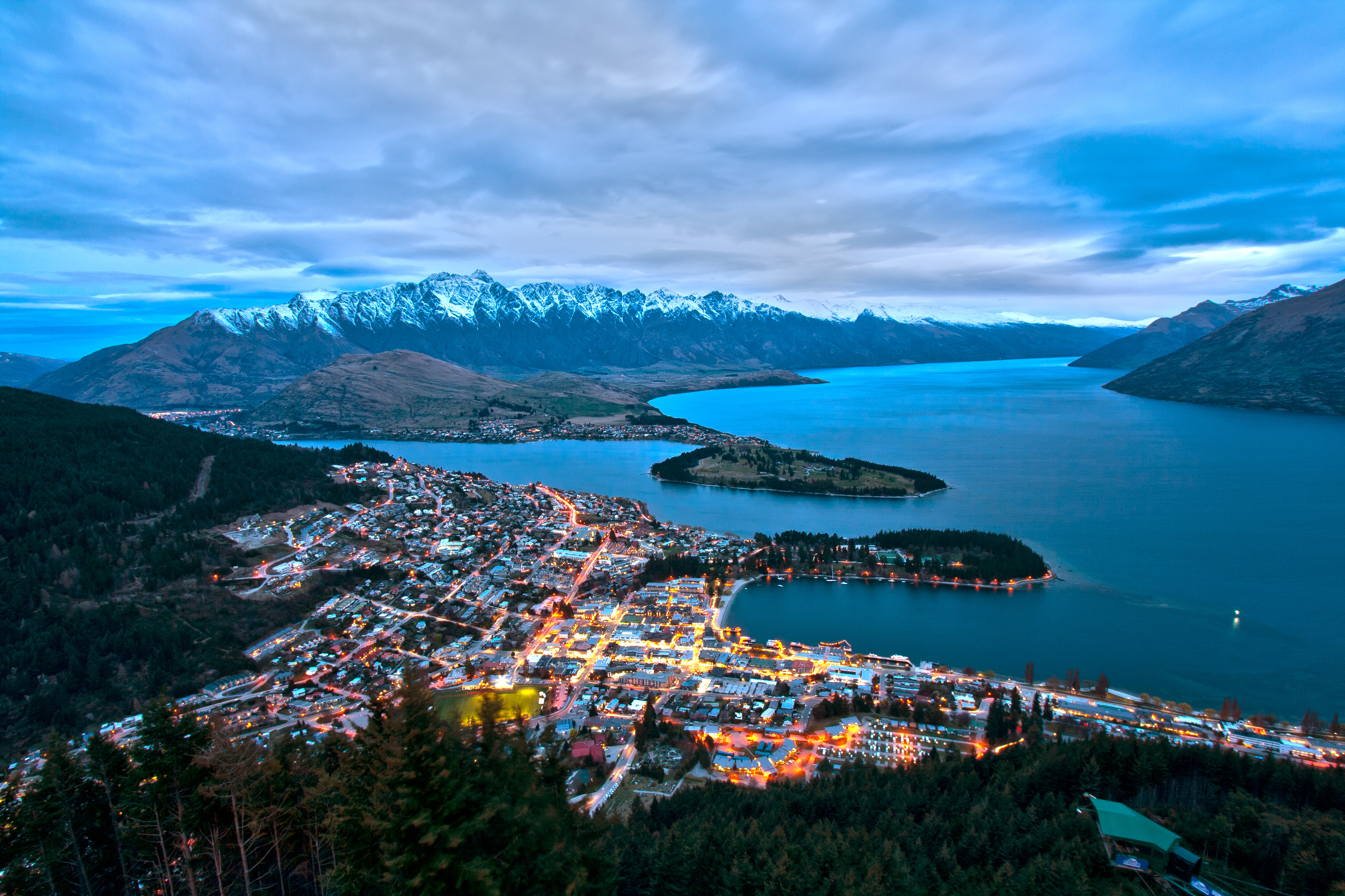 Queenstown waterfront and town centre on Lake Wakatipu with The Remarkables in the background