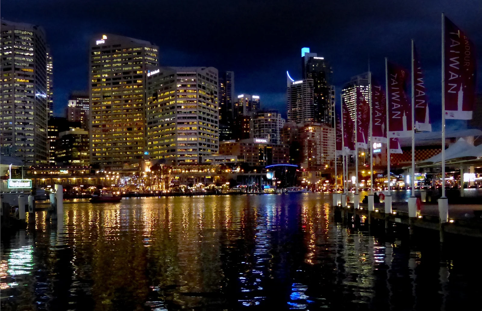 Darling Harbour waterfront in Sydney at evening