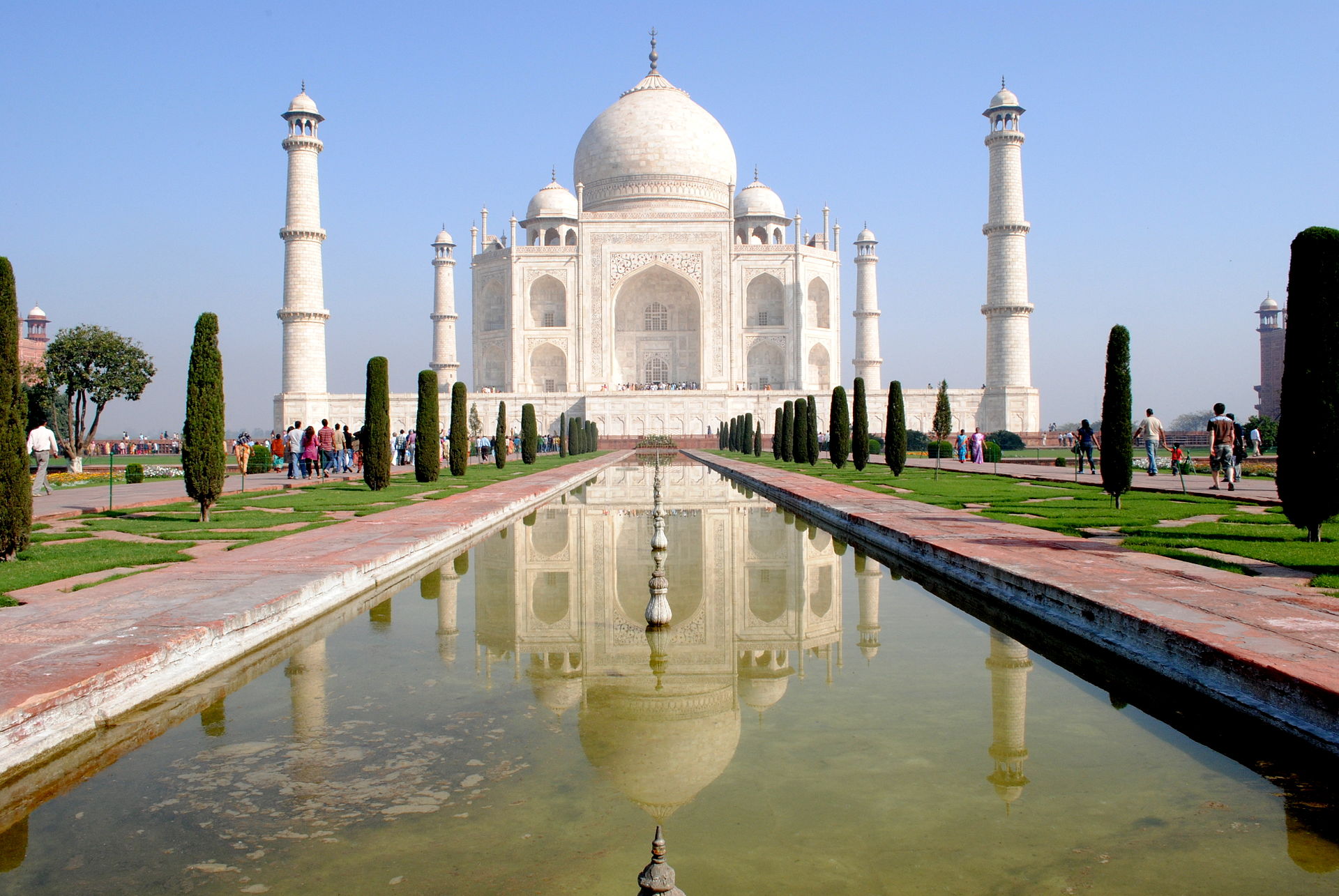 Front view of the Taj Mahal in Agra with its white marble dome and minarets