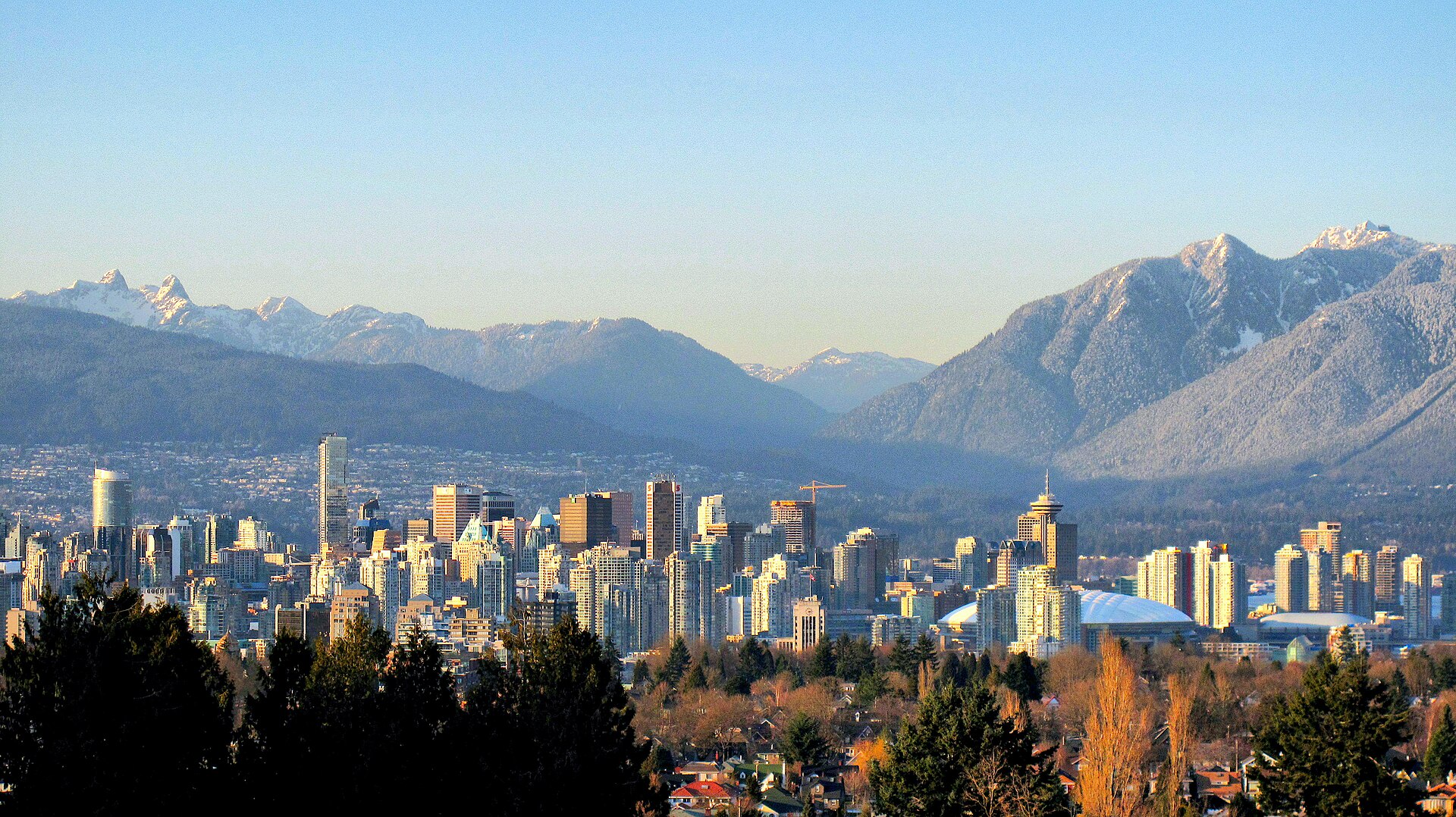 Vancouver skyline with North Shore mountains in the background