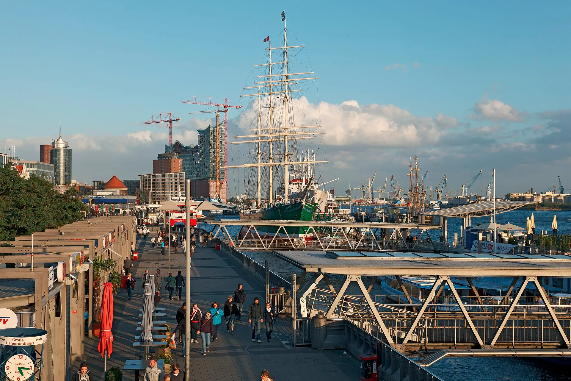 Port of Hamburg in Hamburg