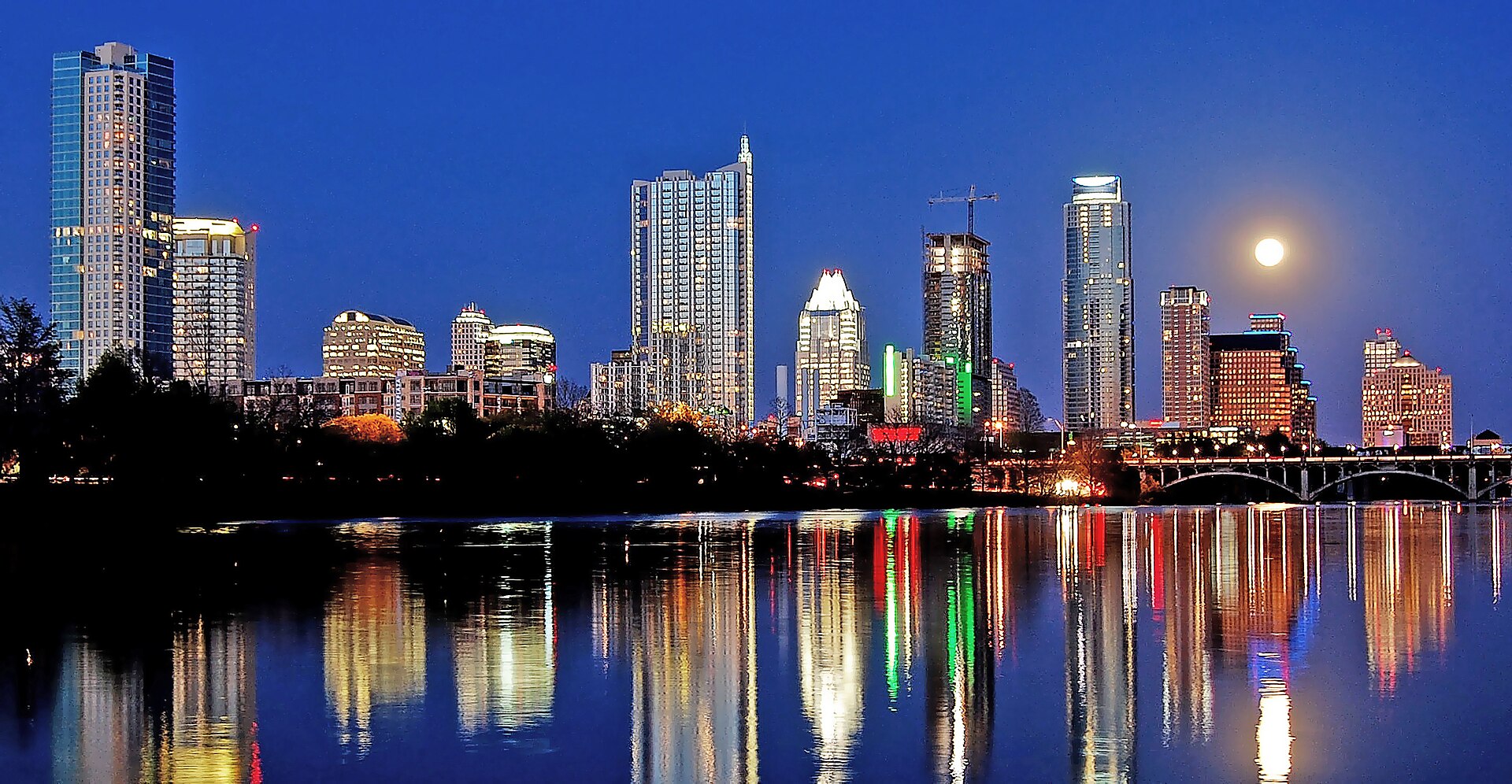 Night view of Austin skyline and Lady Bird Lake from Lou Neff Point
